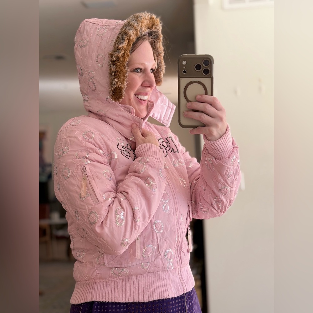 RARE Y2K bebe Pink Puffer Jacket with Fur Trim Hood Sequin Coat Medium Logo Top